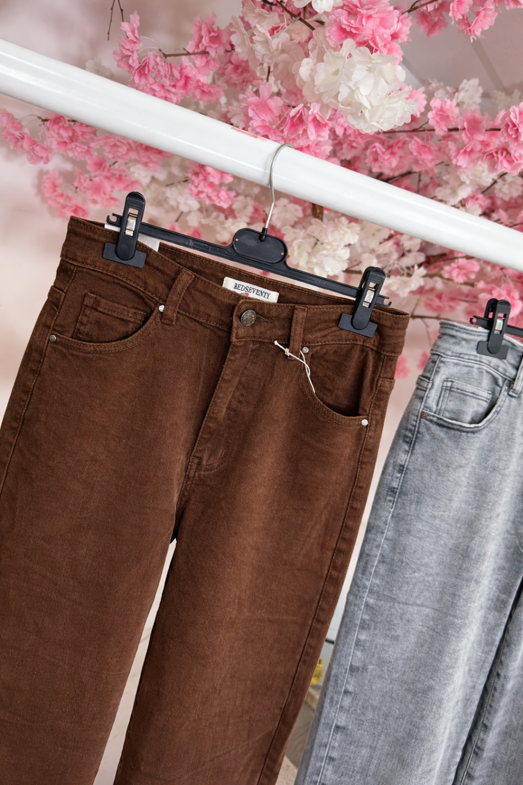 ‘Erika’ Wide Leg Jeans 2 Colours (30 inch)